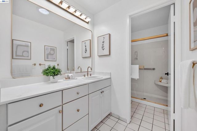 7918 Hillsboro Ct, Pleasanton, CA 94588