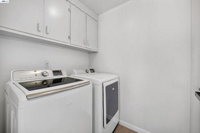 7918 Hillsboro Ct, Pleasanton, CA 94588