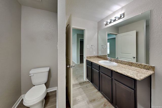 2942 Emery, San Antonio, TX 78222