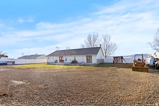 10930 N 8400 W, Tremonton, UT 84337