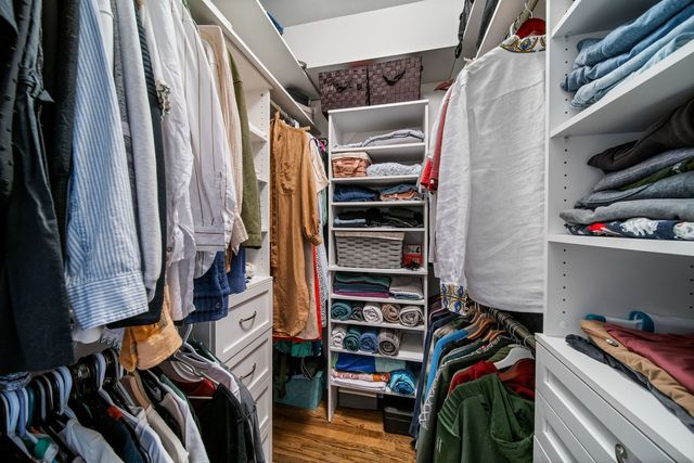 1114 Main Street 1W, Evanston, IL 60202