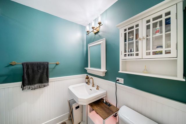 1114 Main Street 1W, Evanston, IL 60202