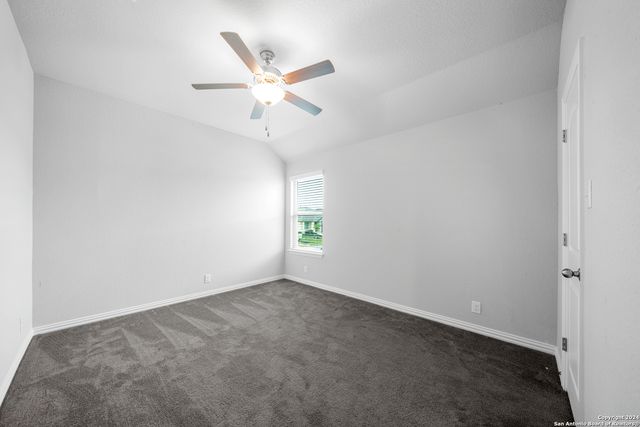 1525 SPECHTS RNCH, New Braunfels, TX 78132