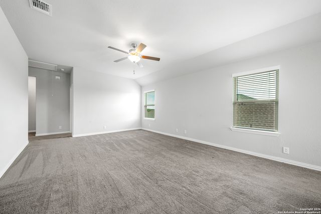 1525 SPECHTS RNCH, New Braunfels, TX 78132