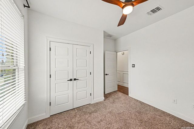 291 Allemania Dr, New Braunfels, TX 78132
