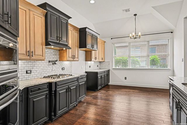291 Allemania Dr, New Braunfels, TX 78132