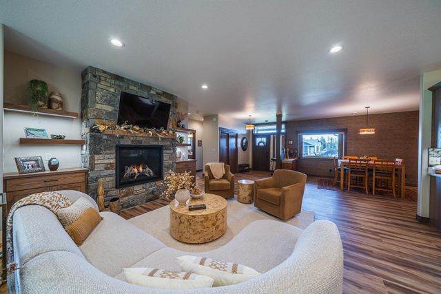 626 Lake Forest Circle, Detroit Lakes, MN 56501