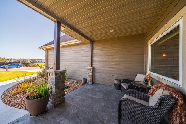 626 Lake Forest Circle, Detroit Lakes, MN 56501