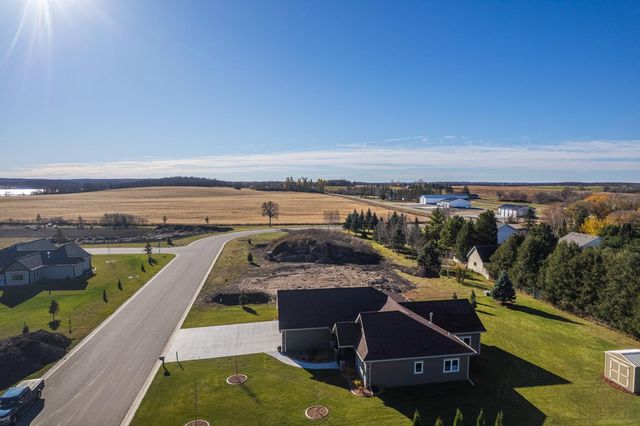 626 Lake Forest Circle, Detroit Lakes, MN 56501