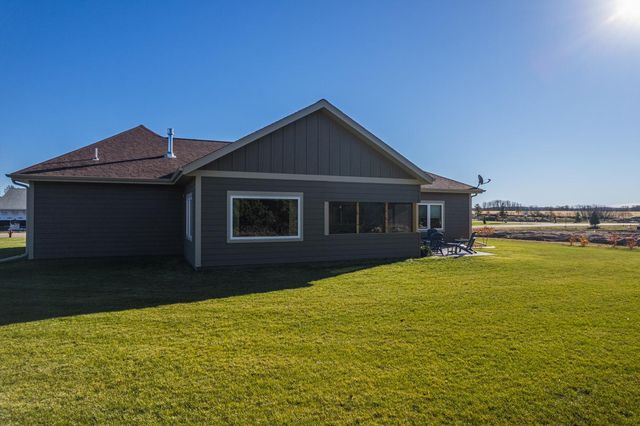 626 Lake Forest Circle, Detroit Lakes, MN 56501