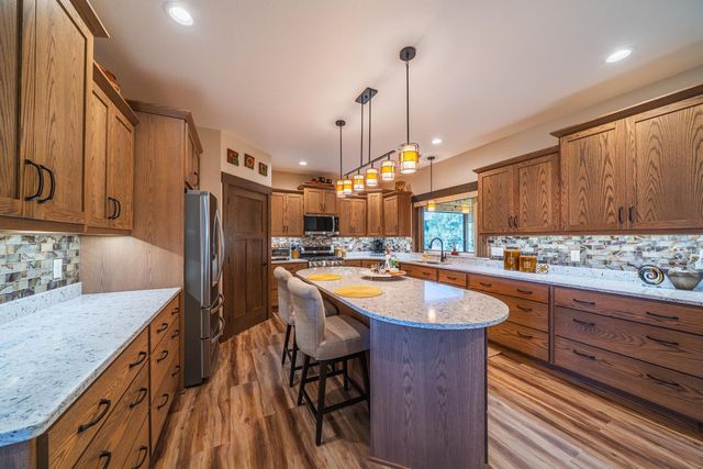 626 Lake Forest Circle, Detroit Lakes, MN 56501