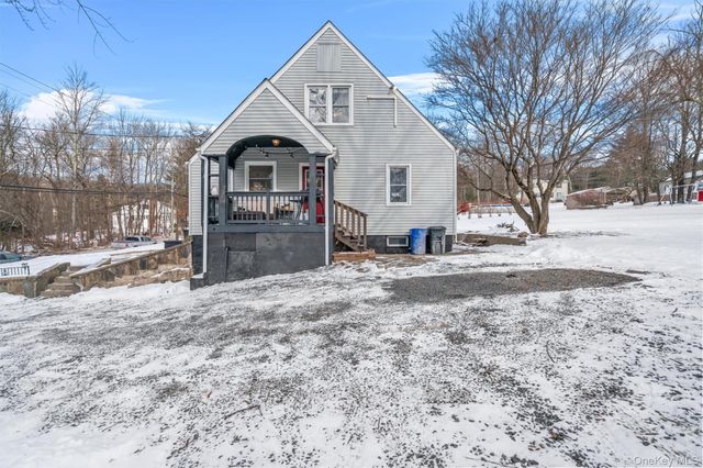 38 Post Hill Road, Mountain Dale, NY 12763