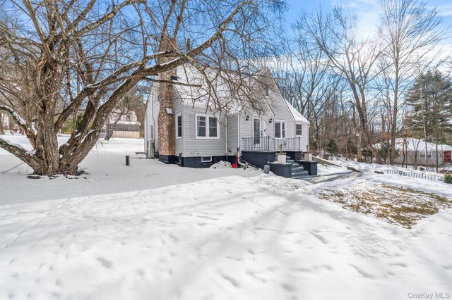 38 Post Hill Road, Mountain Dale, NY 12763