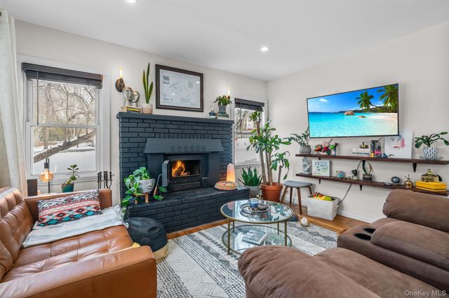 38 Post Hill Road, Mountain Dale, NY 12763