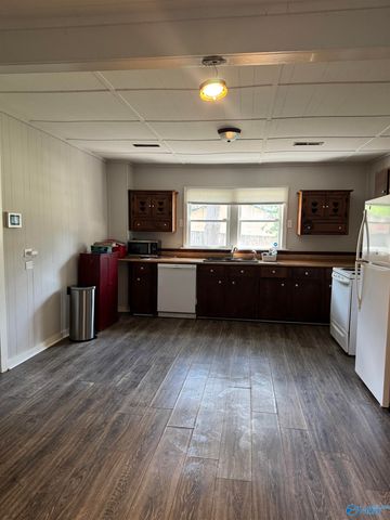 3905 Penny Street SW, Huntsville, AL 35805