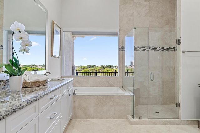 138 Tierra Lane 6, Jupiter, FL 33477