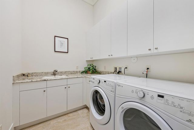 138 Tierra Lane 6, Jupiter, FL 33477