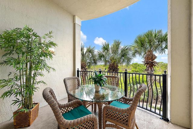 138 Tierra Lane 6, Jupiter, FL 33477