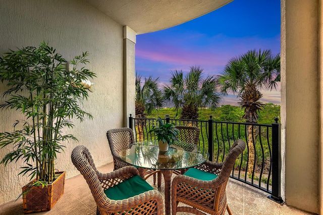 138 Tierra Lane 6, Jupiter, FL 33477