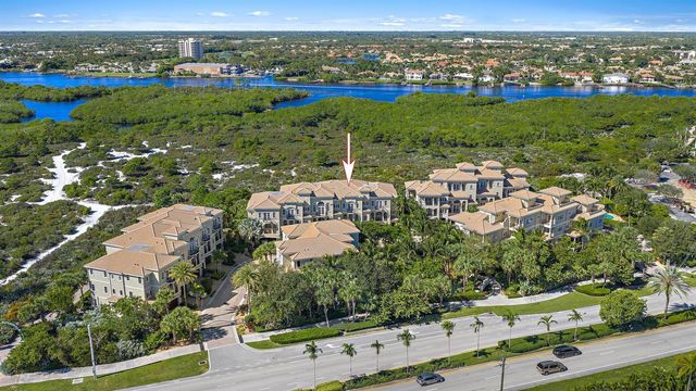 138 Tierra Lane 6, Jupiter, FL 33477