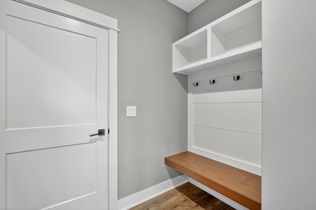 5108 154TH Circle, Urbandale, IA 50323