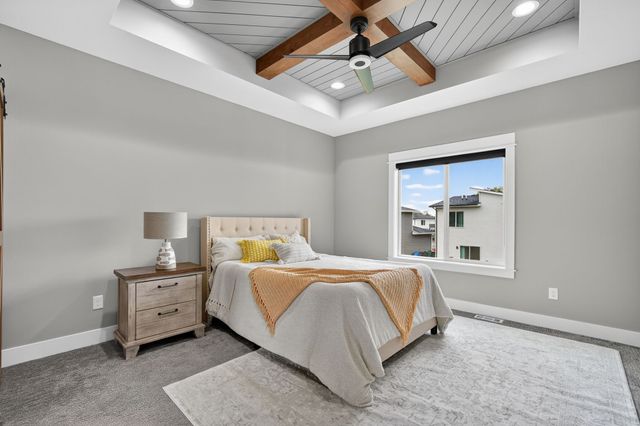 5108 154TH Circle, Urbandale, IA 50323