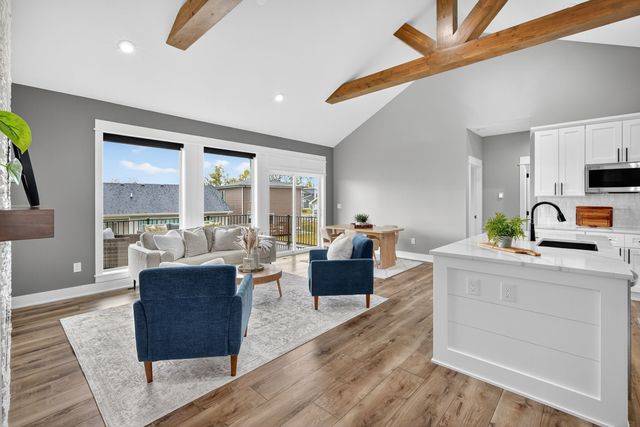 5108 154TH Circle, Urbandale, IA 50323