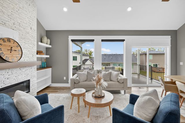 5108 154TH Circle, Urbandale, IA 50323