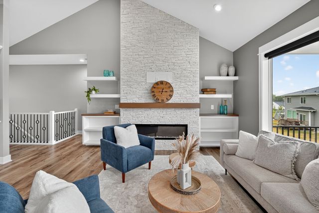 5108 154TH Circle, Urbandale, IA 50323