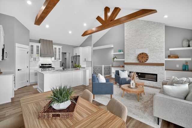 5108 154TH Circle, Urbandale, IA 50323