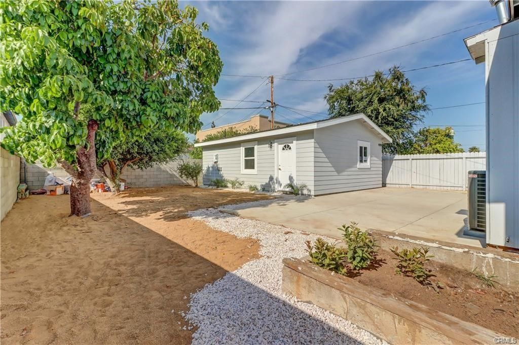 409 Olive Street B, Placentia, CA 92870
