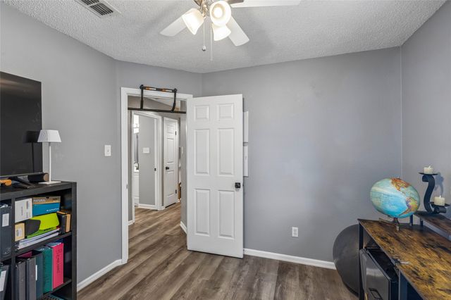 2325 Kildeer Trail, Grand Prairie, TX 75052