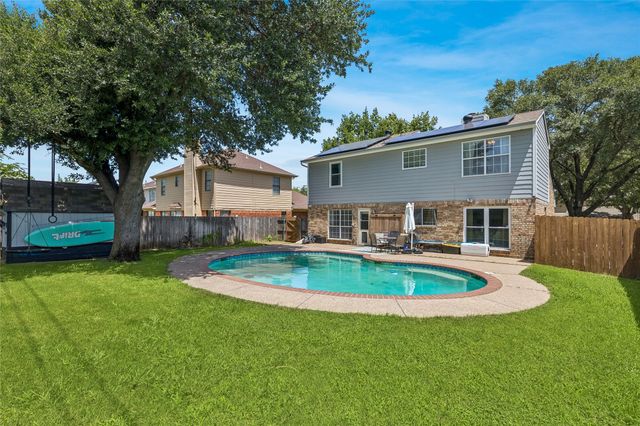 2325 Kildeer Trail, Grand Prairie, TX 75052