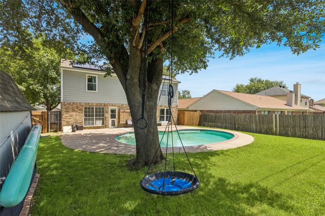 2325 Kildeer Trail, Grand Prairie, TX 75052