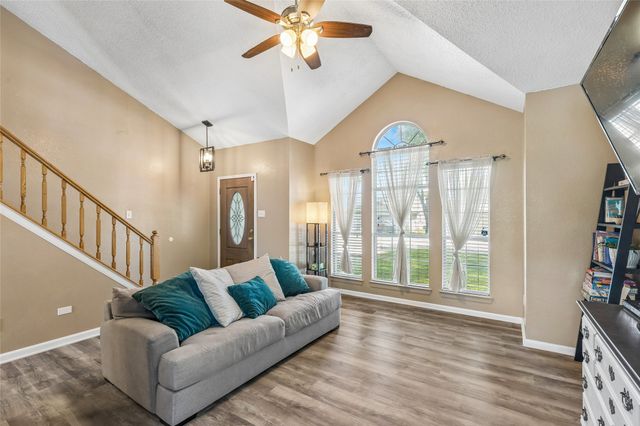 2325 Kildeer Trail, Grand Prairie, TX 75052