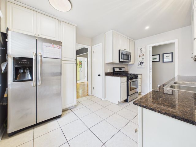 4250 Welcome Avenue N, Crystal, MN 55422