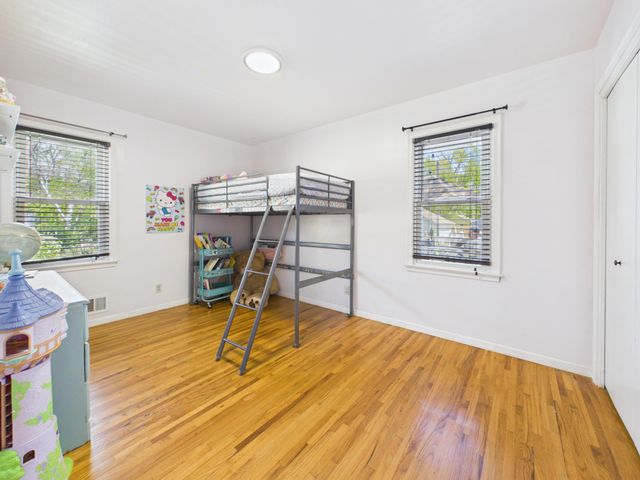 4250 Welcome Avenue N, Crystal, MN 55422