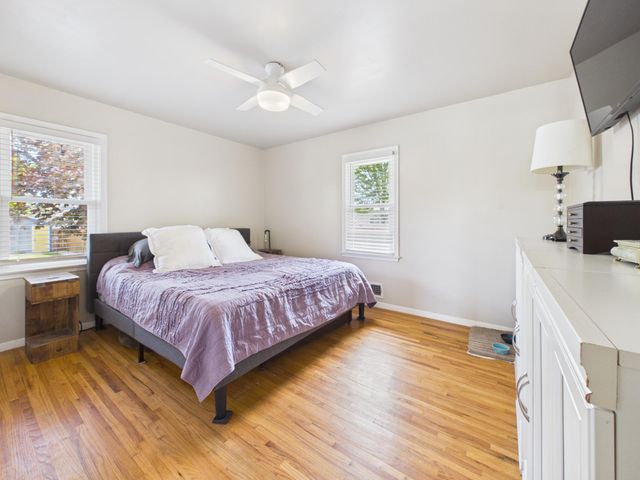 4250 Welcome Avenue N, Crystal, MN 55422