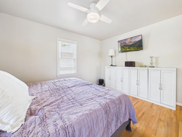 4250 Welcome Avenue N, Crystal, MN 55422
