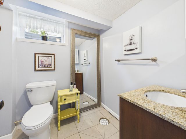 4250 Welcome Avenue N, Crystal, MN 55422