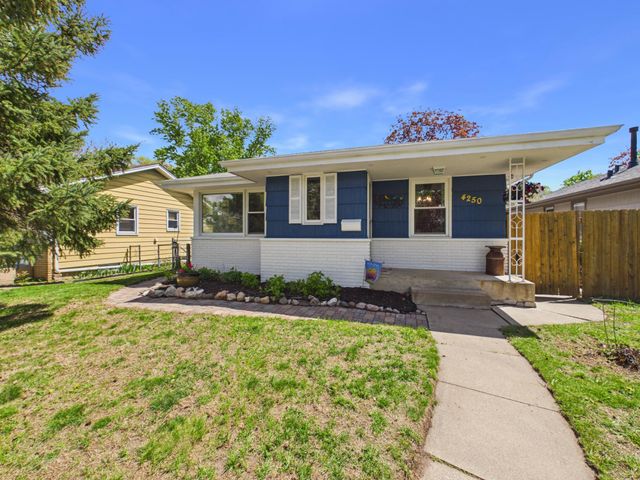 4250 Welcome Avenue N, Crystal, MN 55422