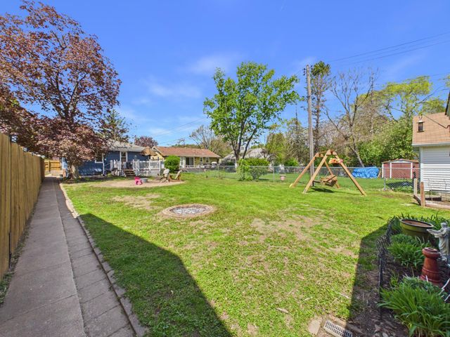 4250 Welcome Avenue N, Crystal, MN 55422