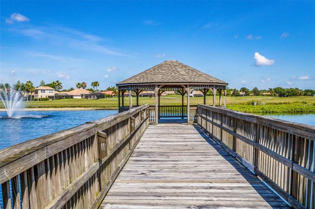 8139 MIRAMAR WAY 8139, Lakewood Ranch, FL 34202