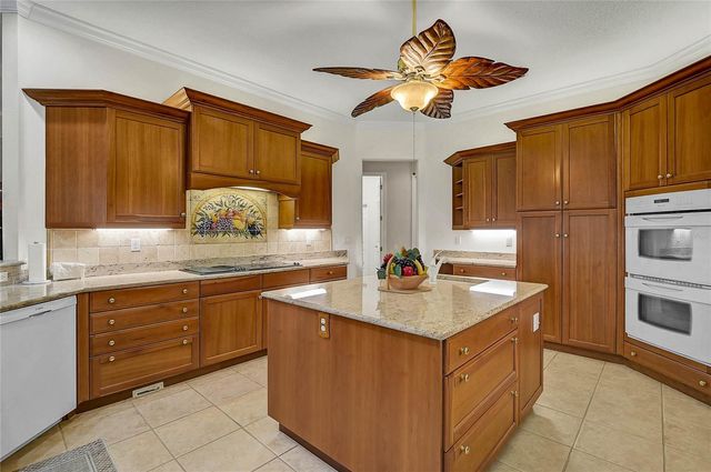 2026 MICANOPY TRAIL, Nokomis, FL 34275