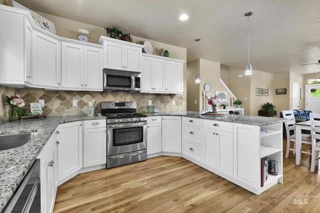 6650 S Red Shine Way, Boise, ID 83709