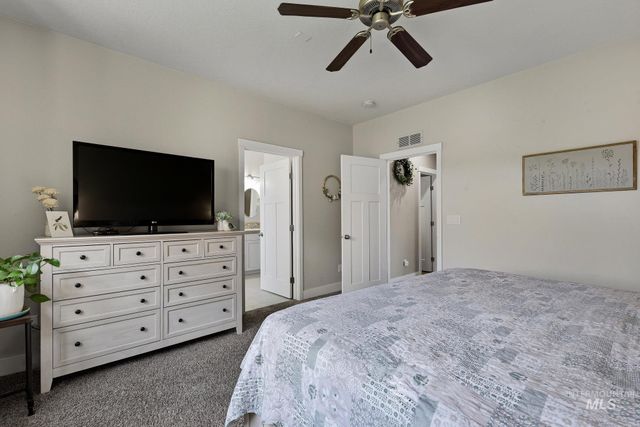 6650 S Red Shine Way, Boise, ID 83709