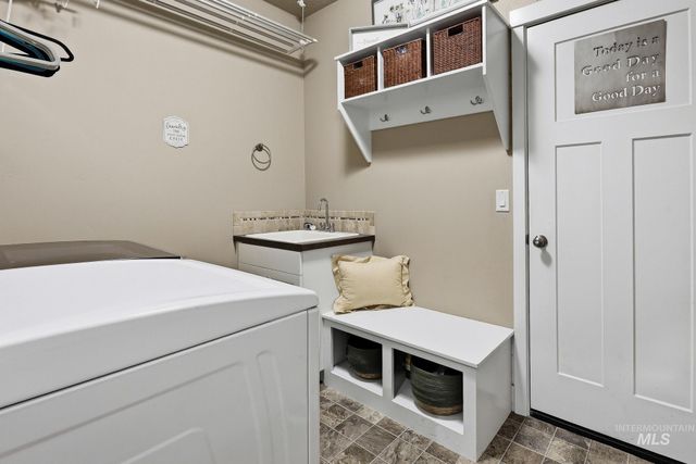 6650 S Red Shine Way, Boise, ID 83709