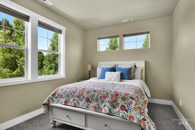 6650 S Red Shine Way, Boise, ID 83709