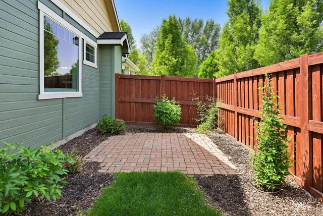 6650 S Red Shine Way, Boise, ID 83709