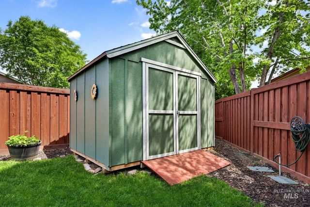 6650 S Red Shine Way, Boise, ID 83709